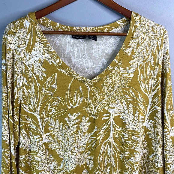 TAHARI Fern Print Asymmetrical Top Chartreuse V-Neck 3/4 Sleeve Shark Bite 1X - Picture 3 of 11